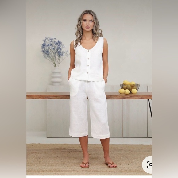 Bebe linen Capris - Picture 1 of 7